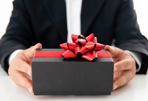 Quality corporate gifts to Leave a Lasting Impression post thumbnail image