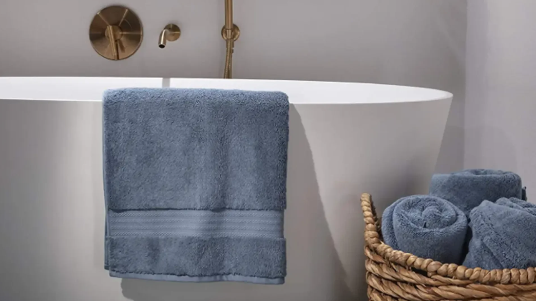 Durable Materials: Invest in Long-Lasting Bathroom Towel Sets Today! post thumbnail image