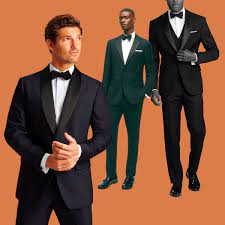 Casual Elegance: Stylish Groom Attire Options for a Low-Key Celebration post thumbnail image